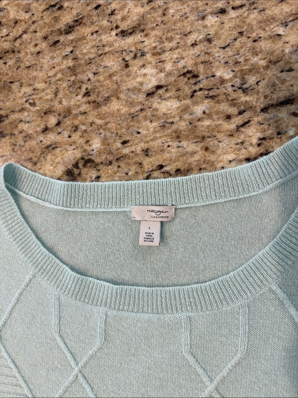 100% Cashmere | Halogen | Light Mint Textured Crewneck Sweater - Picture 6 of 16